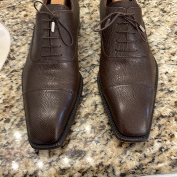Louis Vuitton Mens Brown Leather Shoes Lace 10 Fit like an 11 main image 4